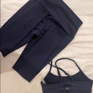 ALO yoga navy blue set